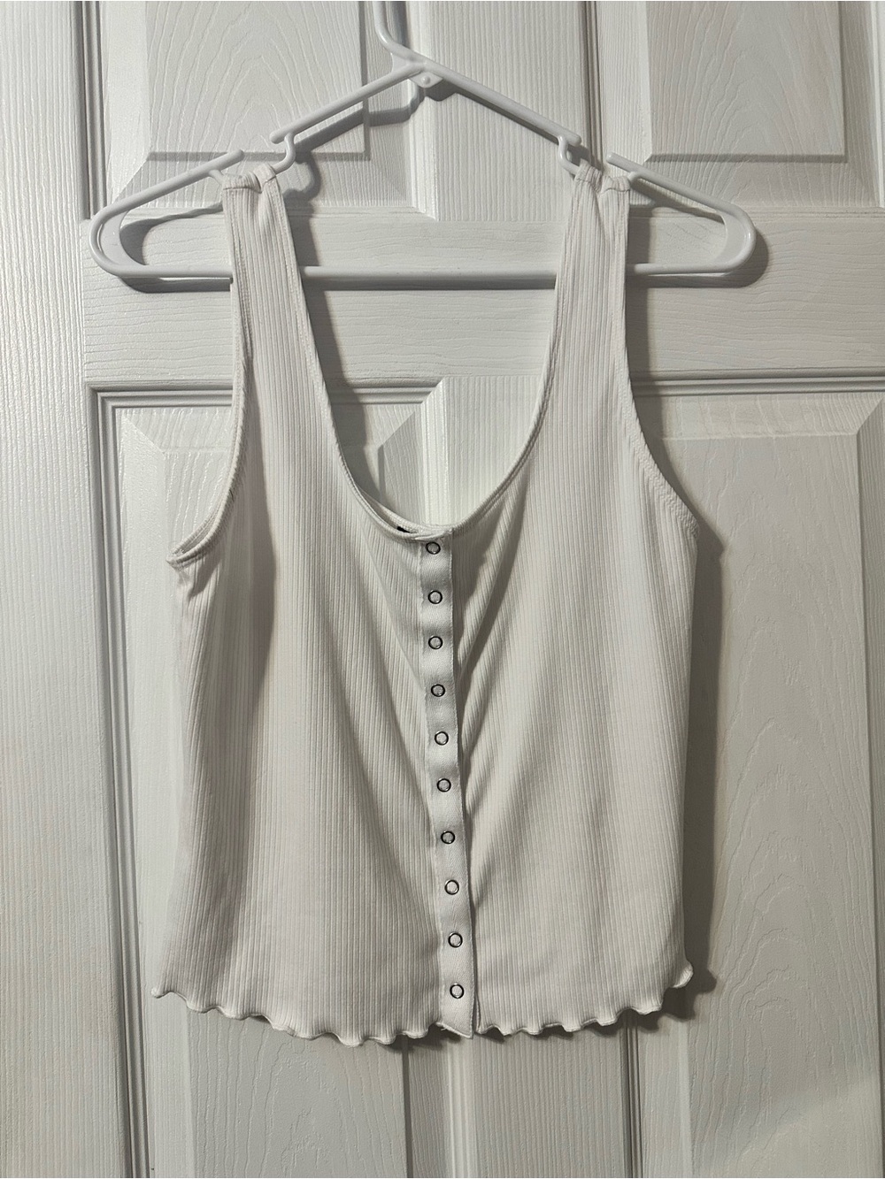 Forever 21 White Ribbed Snap-Front Tank